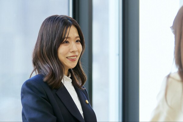河内 陽子弁護士のインタビュー写真