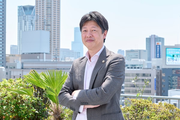 家藤 卓也弁護士のインタビュー写真