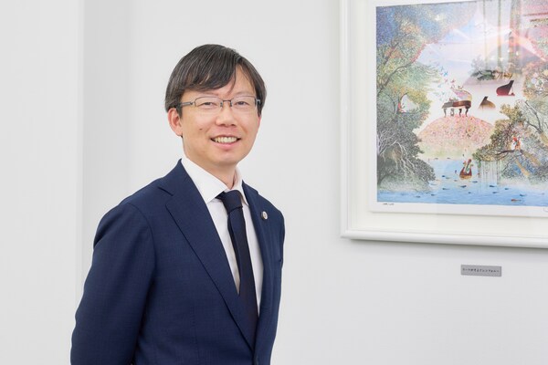 小坂 誉弁護士のインタビュー写真
