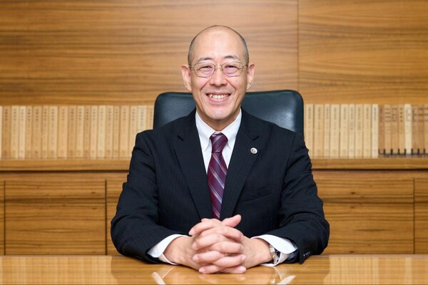 清水 伸賢弁護士のインタビュー写真