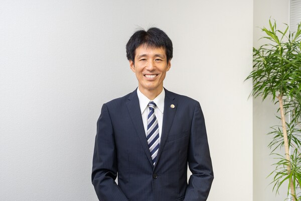 荻野 伸一弁護士のインタビュー写真