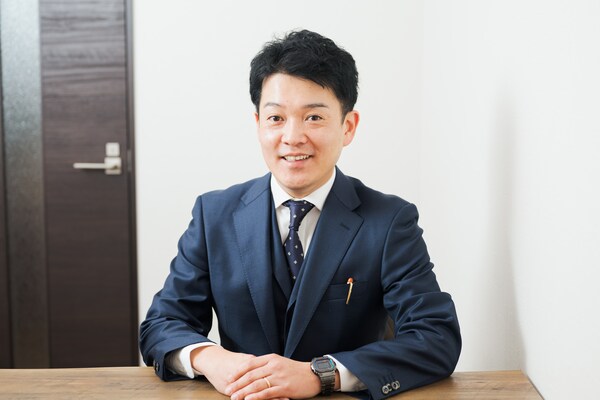 佐々倉 慧弁護士のインタビュー写真