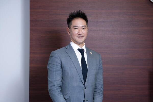 今西 眞弁護士のインタビュー写真