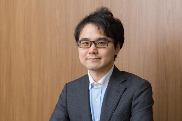 津田 卓椰弁護士のインタビュー写真