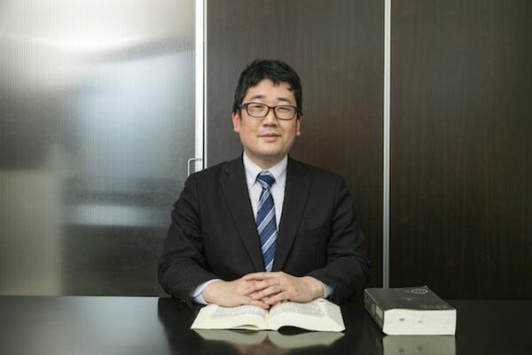 中村 直志弁護士のインタビュー写真