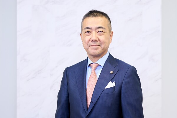 前田 康行弁護士のインタビュー写真