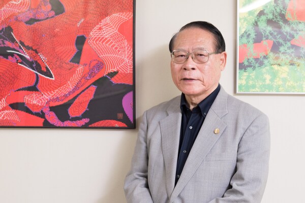 麻生 興太郎弁護士のインタビュー写真