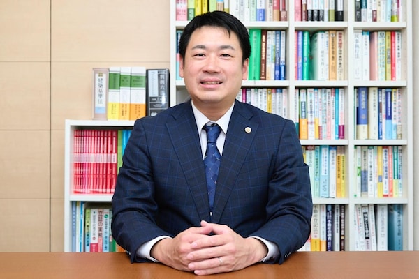 山田 博司弁護士のインタビュー写真