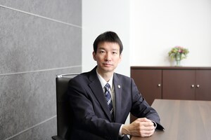 髙畑 剛弁護士のインタビュー写真