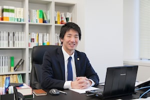 正畠 大生弁護士のインタビュー写真
