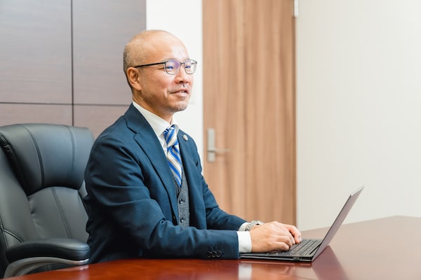 杉山 清弁護士のインタビュー写真