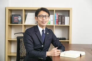 長田 弘樹弁護士のインタビュー写真