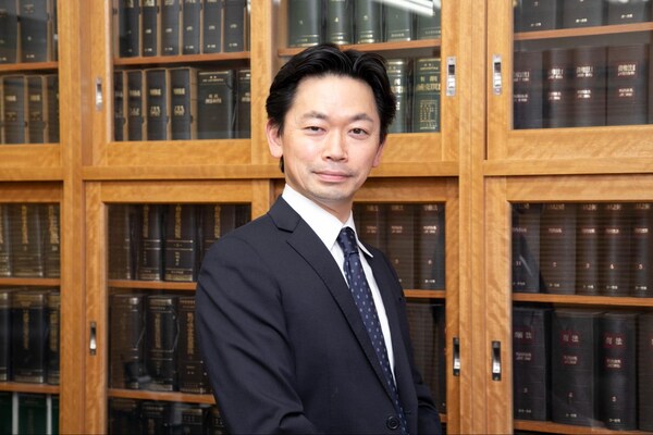 川端 元樹弁護士のインタビュー写真