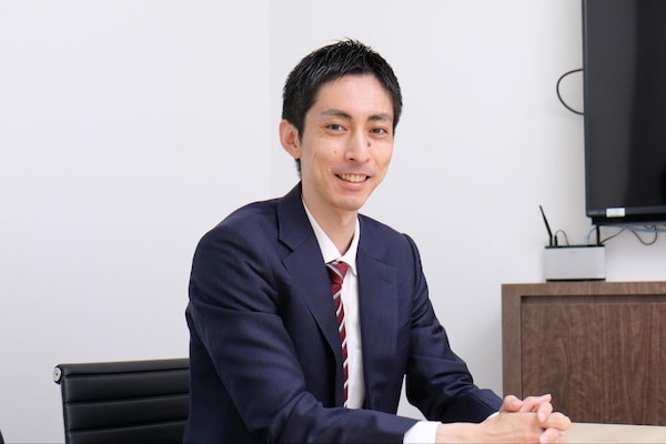 山口 真吾弁護士のインタビュー写真