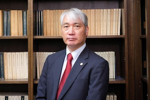 佐藤 生弁護士のインタビュー写真