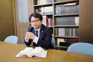 佐々木 勝洋弁護士のインタビュー写真