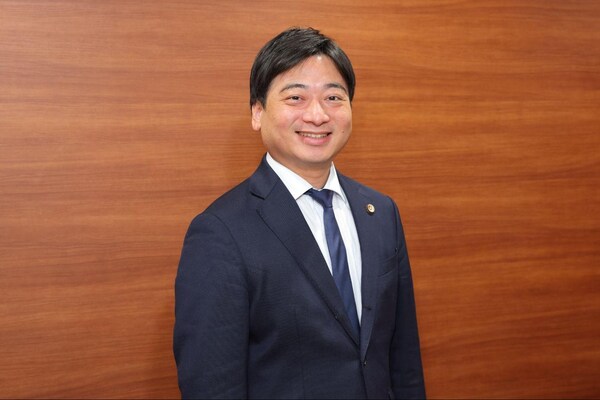 山本 晶彦弁護士のインタビュー写真