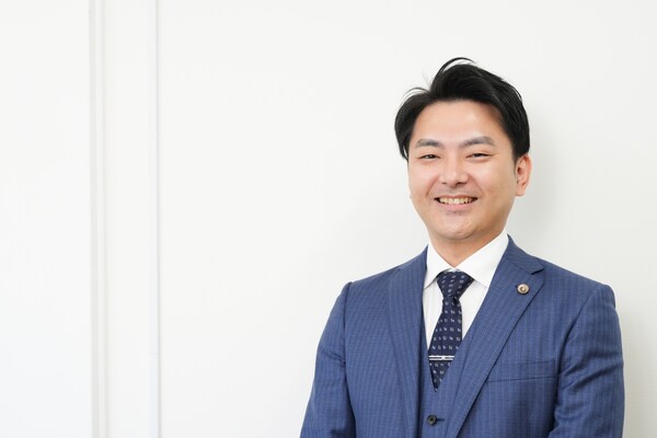 𠮷田 直志弁護士のインタビュー写真