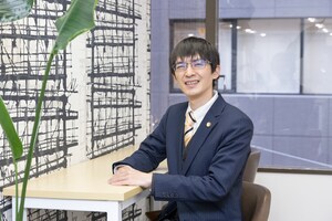 寺岡 健一弁護士のインタビュー写真