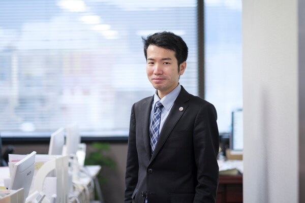寺町 直人弁護士のインタビュー写真