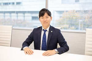 田中 今日太弁護士のインタビュー写真