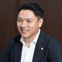 小前田 宙弁護士のアイコン画像
