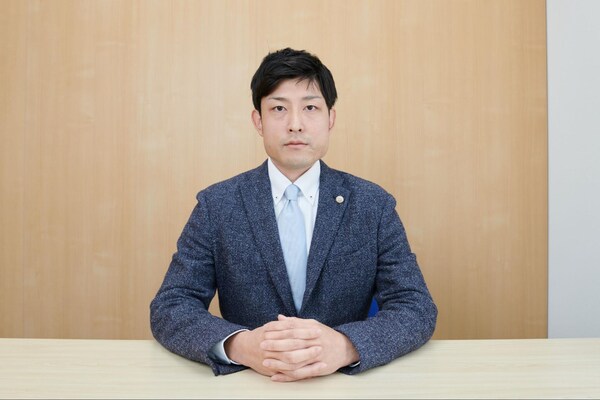 清水 智弁護士のインタビュー写真