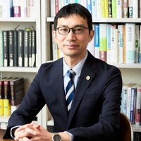 鶴羽 良弘弁護士のアイコン画像