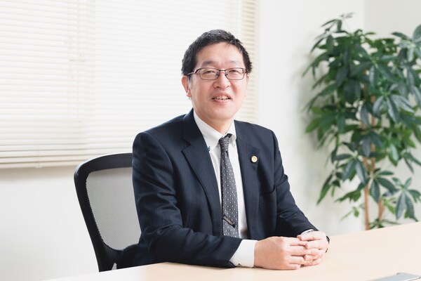 小林 和久弁護士のインタビュー写真