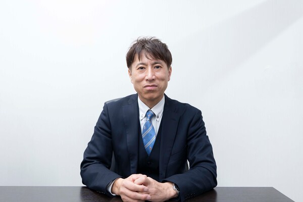 渡邉 義光弁護士のインタビュー写真