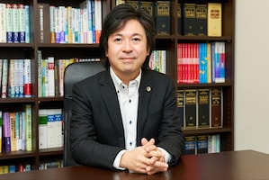川北 映輔弁護士のインタビュー写真