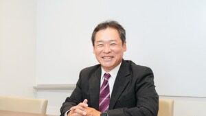 直江 俊弐弁護士のインタビュー写真