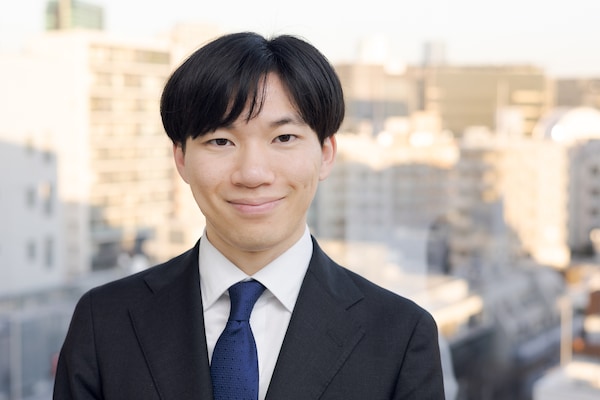 和氣 廣都弁護士のインタビュー写真