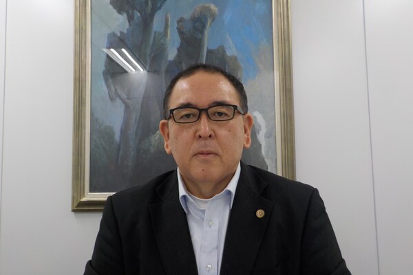 井澤 徹弁護士のインタビュー写真