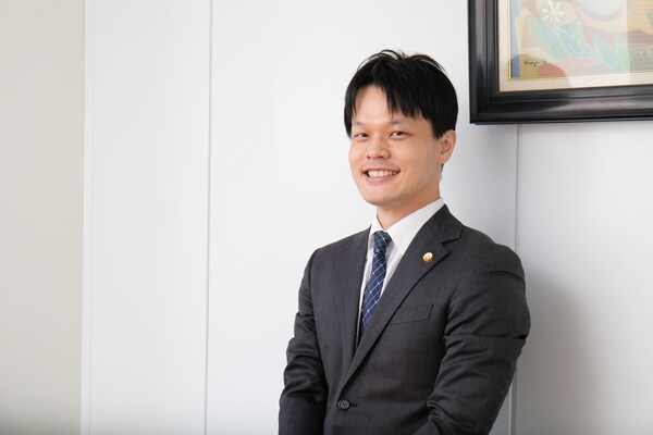 馬込 竜彦弁護士のインタビュー写真