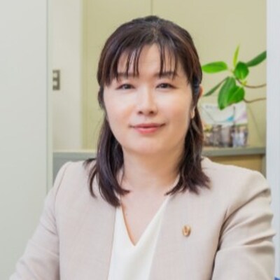 平野 由梨弁護士のアイコン画像