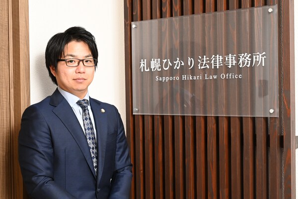 武田 憲人弁護士のインタビュー写真