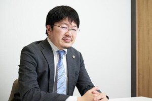 山田 健一弁護士のインタビュー写真