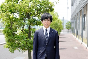 松村 真幸弁護士のインタビュー写真