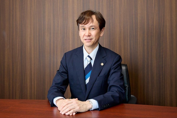 髙谷 英生弁護士のインタビュー写真