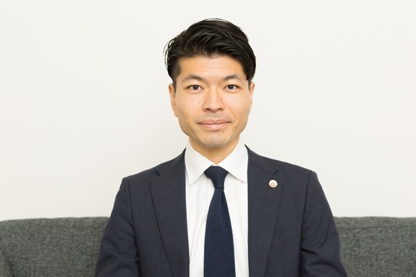 福島 駿太弁護士のインタビュー写真