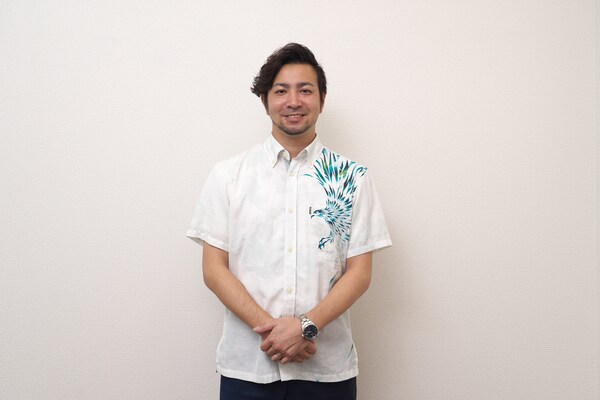 上間 貞史弁護士のインタビュー写真