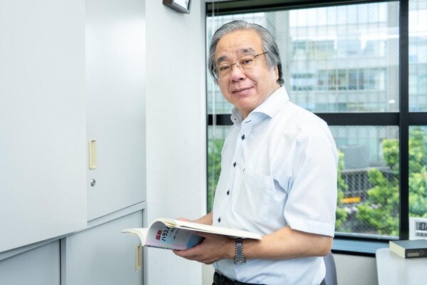 松田 啓弁護士のインタビュー写真