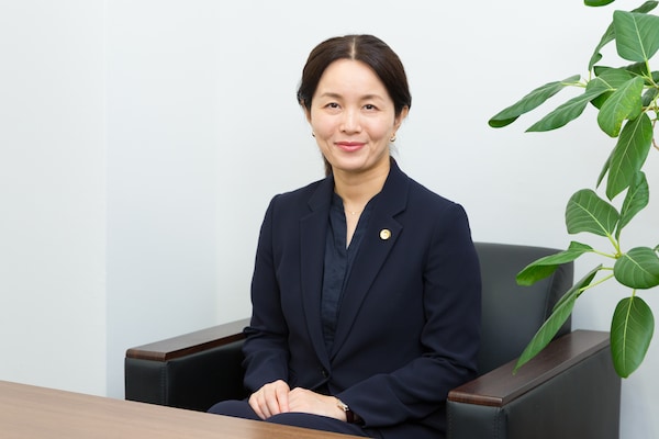中村 可奈子弁護士のインタビュー写真