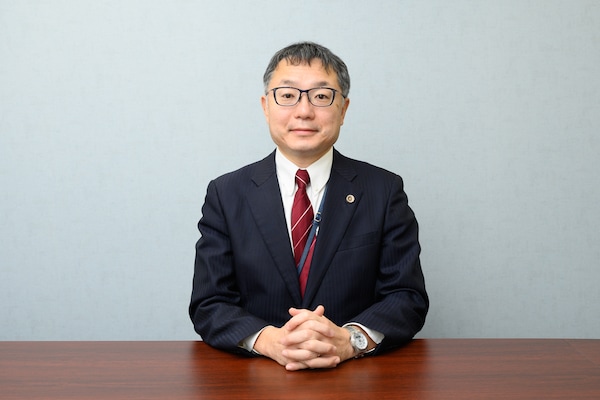 島田 度弁護士のインタビュー写真
