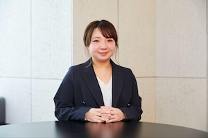 藤原 尚子弁護士のインタビュー写真