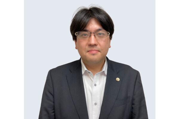 菅井 勇人弁護士のインタビュー写真