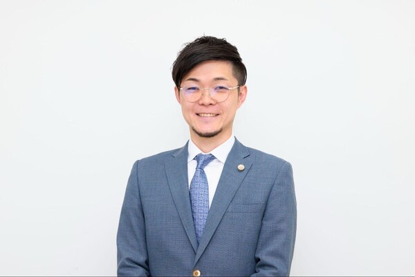 三津谷 周平弁護士のインタビュー写真