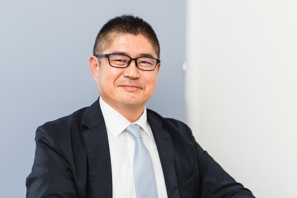 坂井田 吉史弁護士のインタビュー写真