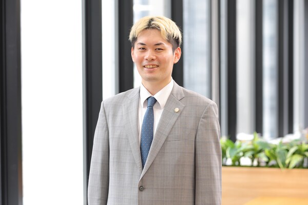 松下 大輝弁護士のインタビュー写真